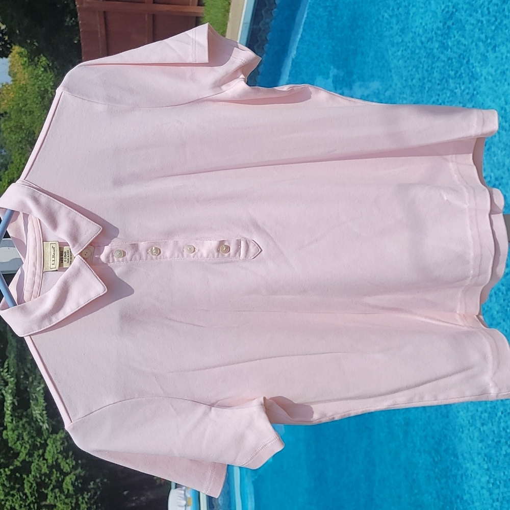 LL Bean Womens Medium short sleeve polo style button collared pink shirt